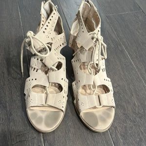 Treasure n Bond Gladiator Sandals sz 6